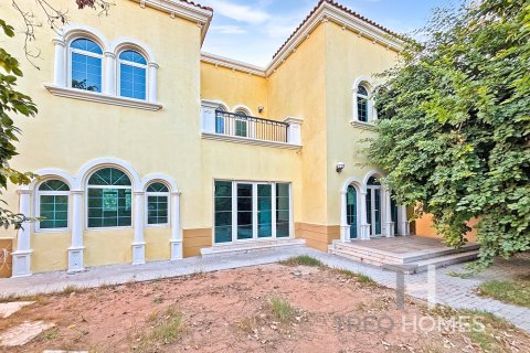 Villa à Legacy, Jumeirah Park, Dubai, 3 chambres, 285 m², № 16355 - photo 1