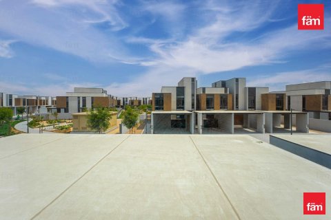 Villa in Dubai 3 bedrooms, 168 sq.m. № 113446 - photo 20