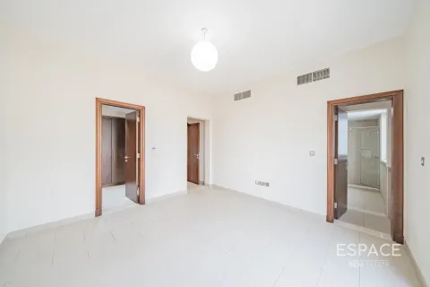 Купить виллу в Casa, Arabian Ranches 2, Дубай: 3 спальни, 292м², № 61484 - фото 4