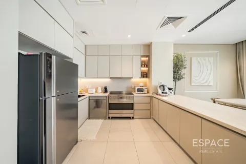 Adosado en Al Furjan, Dubai, 3 dormitorios, 244 m², № 61479 - foto 2