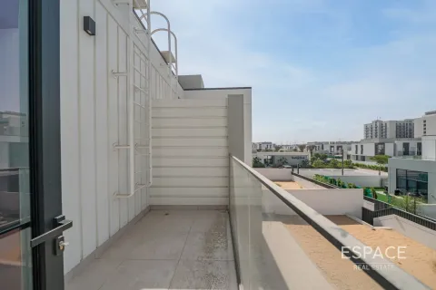 Adosado en Al Furjan, Dubai, 3 dormitorios, 244 m², № 61479 - foto 17