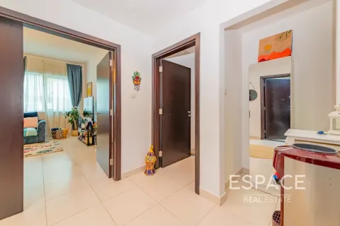 Apartment in Dubai Marina, Dubai 2 bedrooms, 165 sq.m. № 61480 - photo 19