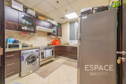 Apartment in Dubai Marina, Dubai 2 bedrooms, 165 sq.m. № 61480 - photo 14