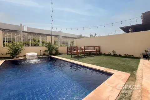 Maison de ville à Al Furjan, Dubai, 4 chambres, 279 m², № 61481 - photo 1