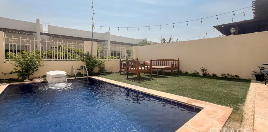 Maison de ville à Al Furjan, Dubai, 4 chambres, 279 m², № 61481