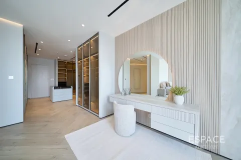 Villa in Palm Jumeirah, Dubai 4 bedrooms, 550 sq.m. № 61492 - photo 13