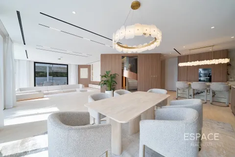 Villa in Palm Jumeirah, Dubai 4 bedrooms, 550 sq.m. № 61492 - photo 10