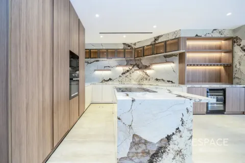 Villa en Palm Jumeirah, Dubai, 4 dormitorios, 550 m², № 61492 - foto 7
