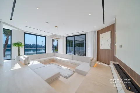 Villa en Palm Jumeirah, Dubai, 4 dormitorios, 550 m², № 61492 - foto 3