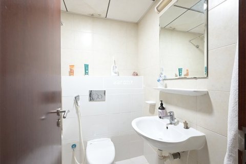 Apartment in Jumeirah Lake Towers, Dubai 2 bedrooms, 121.3 sq.m. № 11137 - photo 7