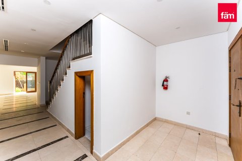 Villa en Al Furjan, Dubai, 3 dormitorios, 224 m², № 10248 - foto 19