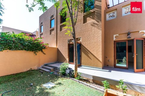 Villa en Al Furjan, Dubai, 3 dormitorios, 224 m², № 10248 - foto 28