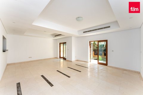 Villa en Al Furjan, Dubai, 3 dormitorios, 224 m², № 10248 - foto 6