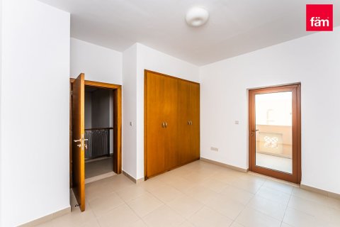 Villa en Al Furjan, Dubai, 3 dormitorios, 224 m², № 10248 - foto 12