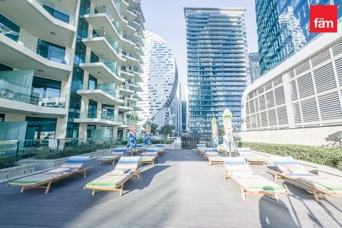 Apartment in Business Bay, Dubai 49.2 sq.m. № 10246 - photo 21