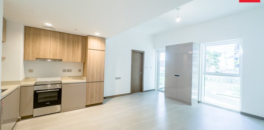 Apartment in Business Bay, Dubai studio, 49.2 sq.m. № 10246