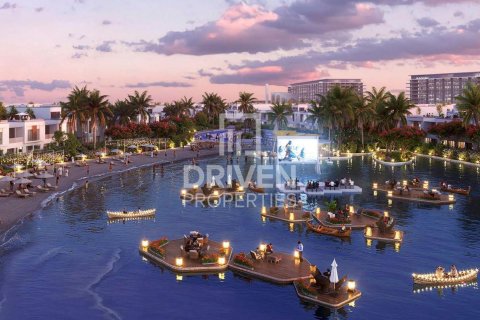 Adosado en Dubai Investment Park, Dubai, 4 dormitorios, 146.04 m², № 135426 - foto 11