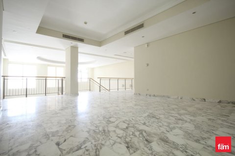 Снять в аренду квартиру в Пальме Джумейре, Дубай: 4 спальни, 524м², № 115315 - фото 7