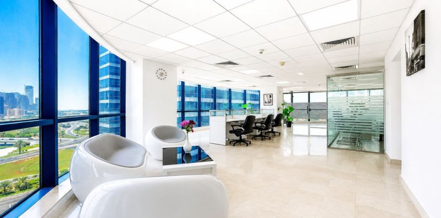 Bureau à Dubai, 101.4 m², № 115317