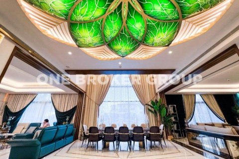 Villa in District One, Dubai 6 bedrooms, 1134.6 sq.m. № 544 - photo 5