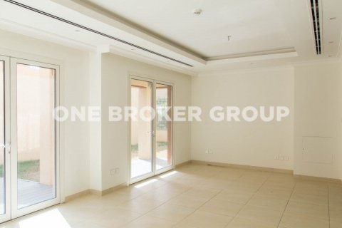Villa à Al Barsha, Dubai, 3 chambres, 234.7 m², № 545 - photo 8