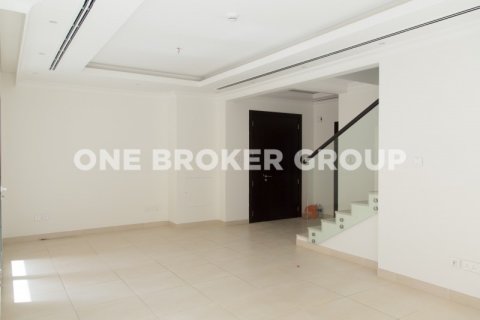 Villa à Al Barsha, Dubai, 3 chambres, 234.7 m², № 545 - photo 6