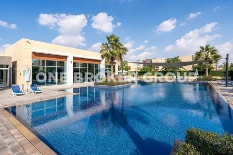 Villa à Al Barsha, Dubai, 4 chambres, 451.6 m², № 547 - photo 13
