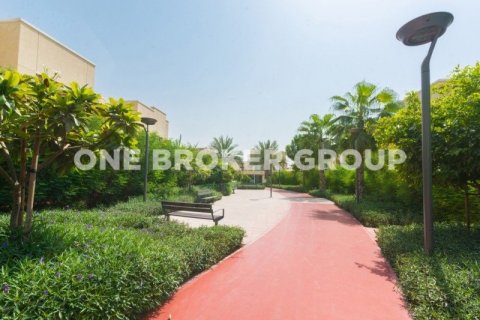 Villa à Al Barsha, Dubai, 4 chambres, 451.6 m², № 547 - photo 14