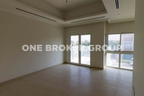 Villa à Al Barsha, Dubai, 4 chambres, 451.6 m², № 547 - photo 6