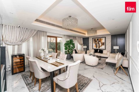 Вилла в Meydan, Дубай, 4 спальни, 218м², № 91675