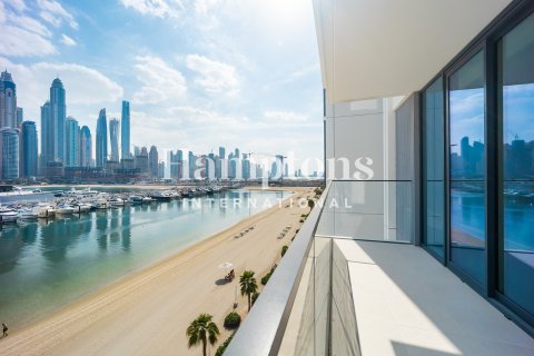 Apartment in Dubai Harbour, Dubai 1 bedroom, 80.10932787 sq.m. № 101193 - photo 16