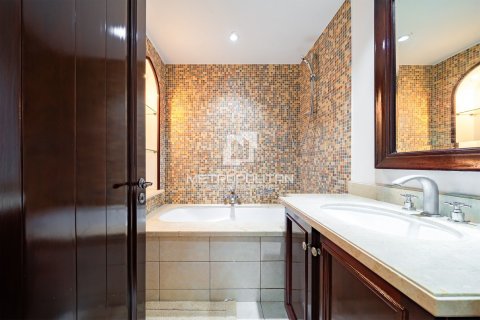 Купить квартиру в Yansoon, Old Town, Дубай: 2 спальни, 141м², № 73979 - фото 25