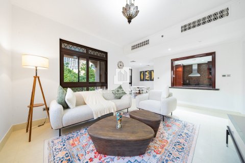 Купить квартиру в Yansoon, Old Town, Дубай: 2 спальни, 141м², № 73979 - фото 6