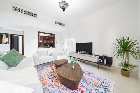 Купить квартиру в Yansoon, Old Town, Дубай: 2 спальни, 141м², № 73979 - фото 2