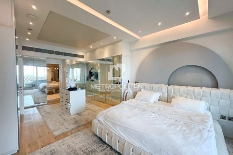Apartment in Marina Residences, Palm Jumeirah, Dubai 3 bedrooms, 234 sq.m. № 73970 - photo 9