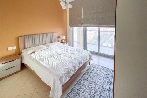 Снять в аренду квартиру в The Views, Дубай: 2 спальни, 131м², № 44922 - фото 10