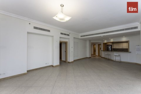 Снять в аренду квартиру в Пальме Джумейре, Дубай: 3 спальни, 237.6м², № 47511 - фото 18