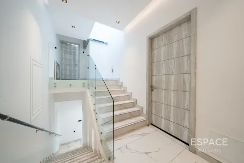 Купить таунхаус в Al Furjan, Дубай: 4 спальни, 343м², № 61792 - фото 11