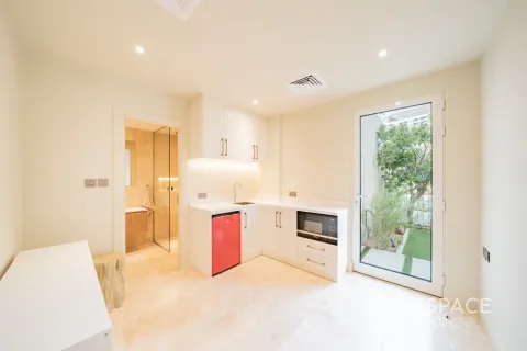 Villa en Victory Heights, Dubai Sports City, Dubai, 5 dormitorios, 446 m², № 61777 - foto 9