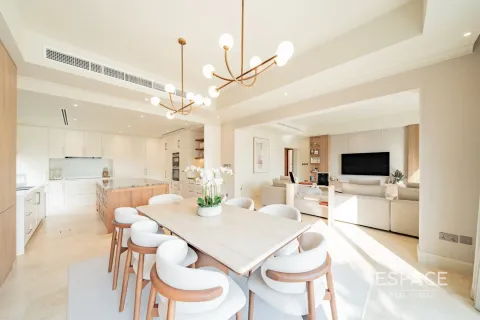 Villa en Victory Heights, Dubai Sports City, Dubai, 5 dormitorios, 446 m², № 61777 - foto 7