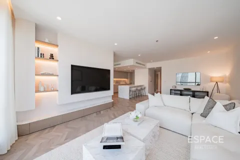 Купить квартиру в Дубай Марине, Дубай: 3 спальни, 219м², № 61781 - фото 5