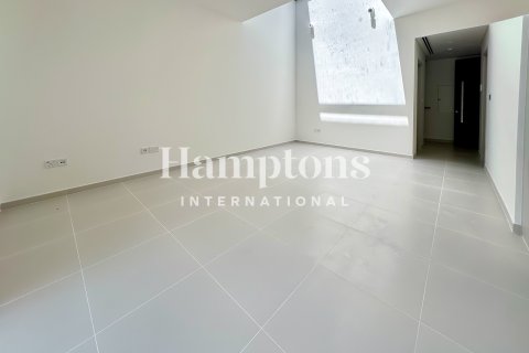 Снять в аренду таунхаус в Arabian Ranches 3, Дубай: 3 спальни, 125.11990234м², № 120283 - фото 2