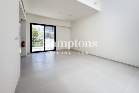 Снять в аренду таунхаус в Arabian Ranches 3, Дубай: 3 спальни, 125.11990234м², № 120283 - фото 8