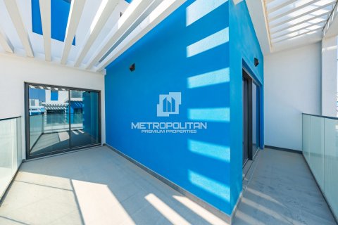 Townhouse in Damac Lagoons, Dubai 5 bedrooms, 302 sq.m. № 74055 - photo 15