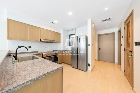 Townhouse in Damac Lagoons, Dubai 5 bedrooms, 302 sq.m. № 74055 - photo 5