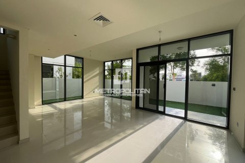 Снять в аренду виллу в DAMAC Hills (Akoya by DAMAC), Дубай: 6 спален, 322м², № 74050 - фото 9