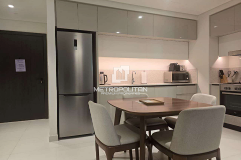 Appartement à EMAAR Beachfront, Dubai Harbour, Dubai, 1 chambre, 77 m², № 74056 - photo 4