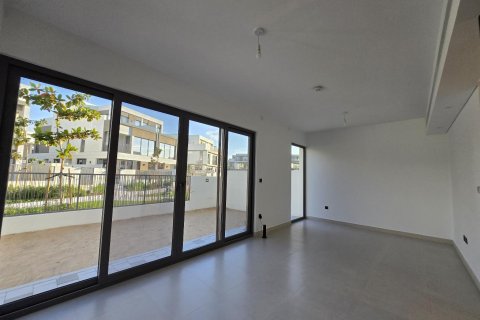 Купить виллу в Aura, Tilal Al Ghaf, Дубай: 4 спальни, 220м², № 39152 - фото 14