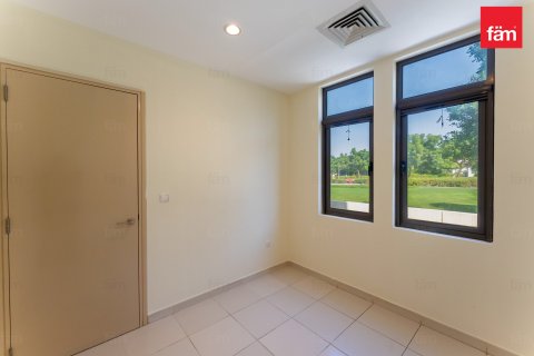 Villa in Reem, Dubai 3 bedrooms, 281.3 sq.m. № 67399 - photo 12