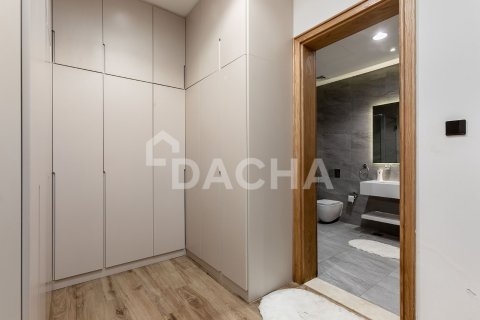 Villa in Nad Al Sheba 1, Nadd Al Sheba, Dubai 5 bedrooms, 465 sq.m. № 115701 - photo 16
